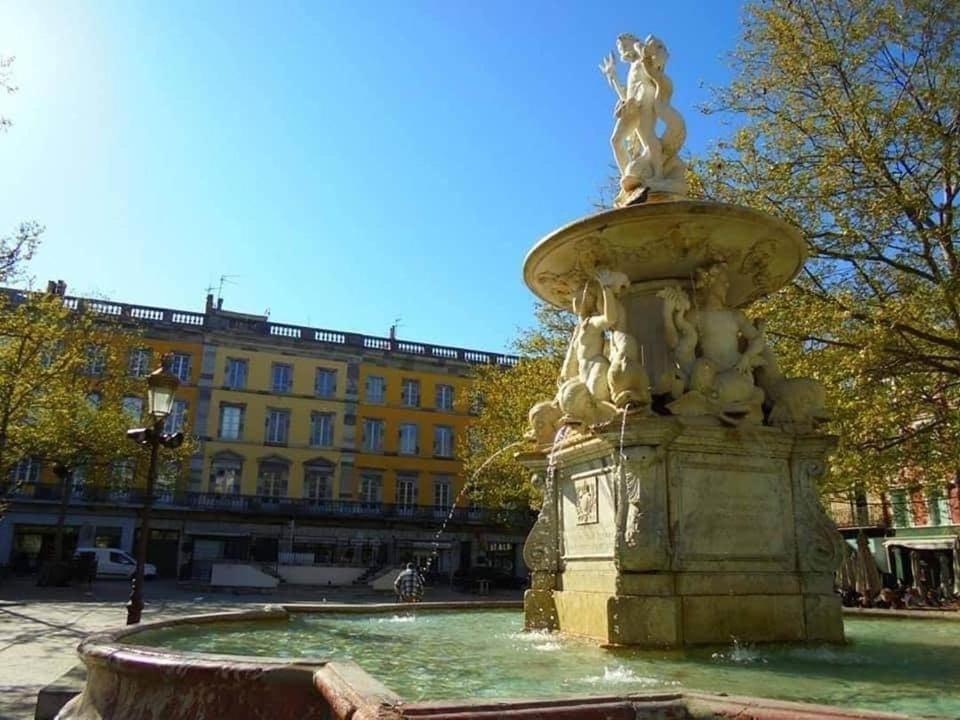 Bel Appartement Avec Cour Au Coeur De La Bastide قرقشونه المظهر الخارجي الصورة
